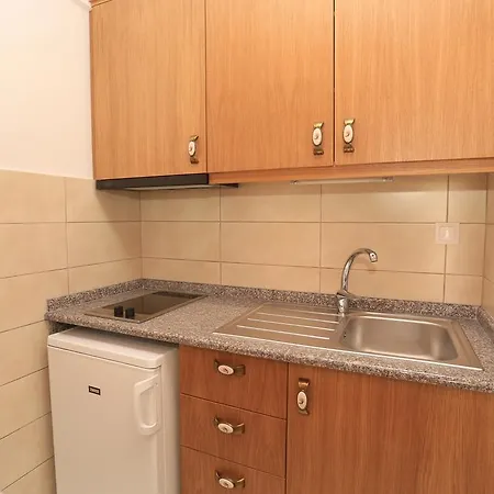 Aparthotel Kastoria Hanioti