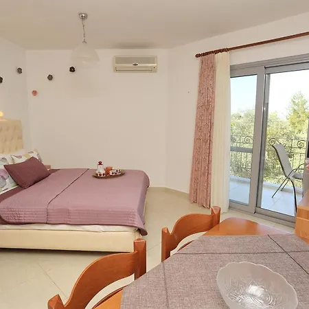 Hotel de apartamente Kastoria 2*